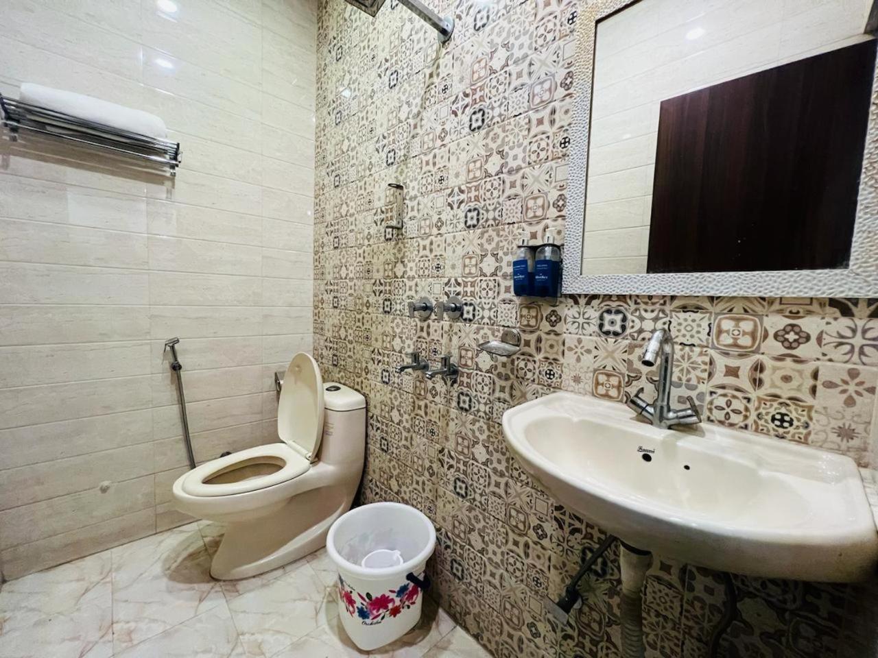 Comfortable Guest house New Delhi